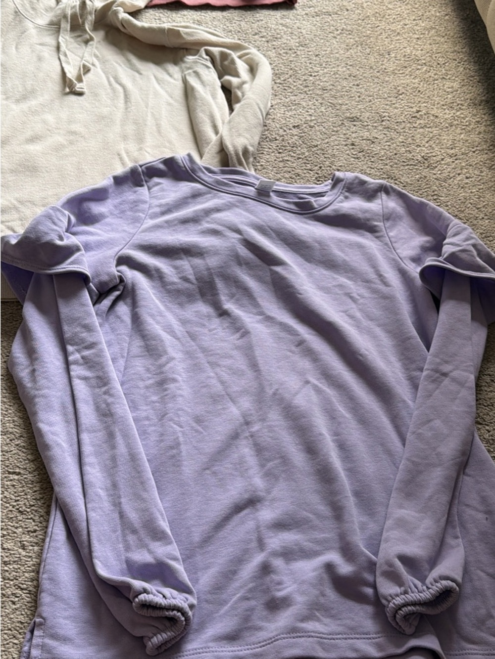 Women’s Size Small Tops - Picture 3 of 5
